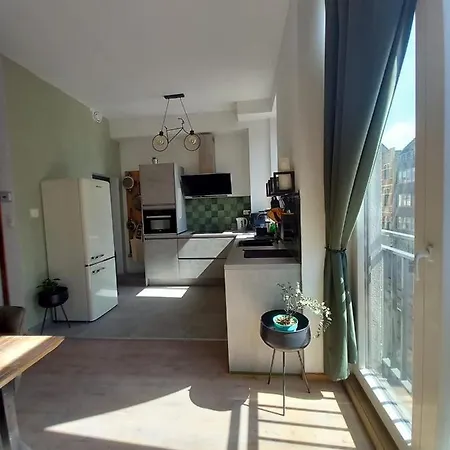 R&n Sea Breeze Apartment *